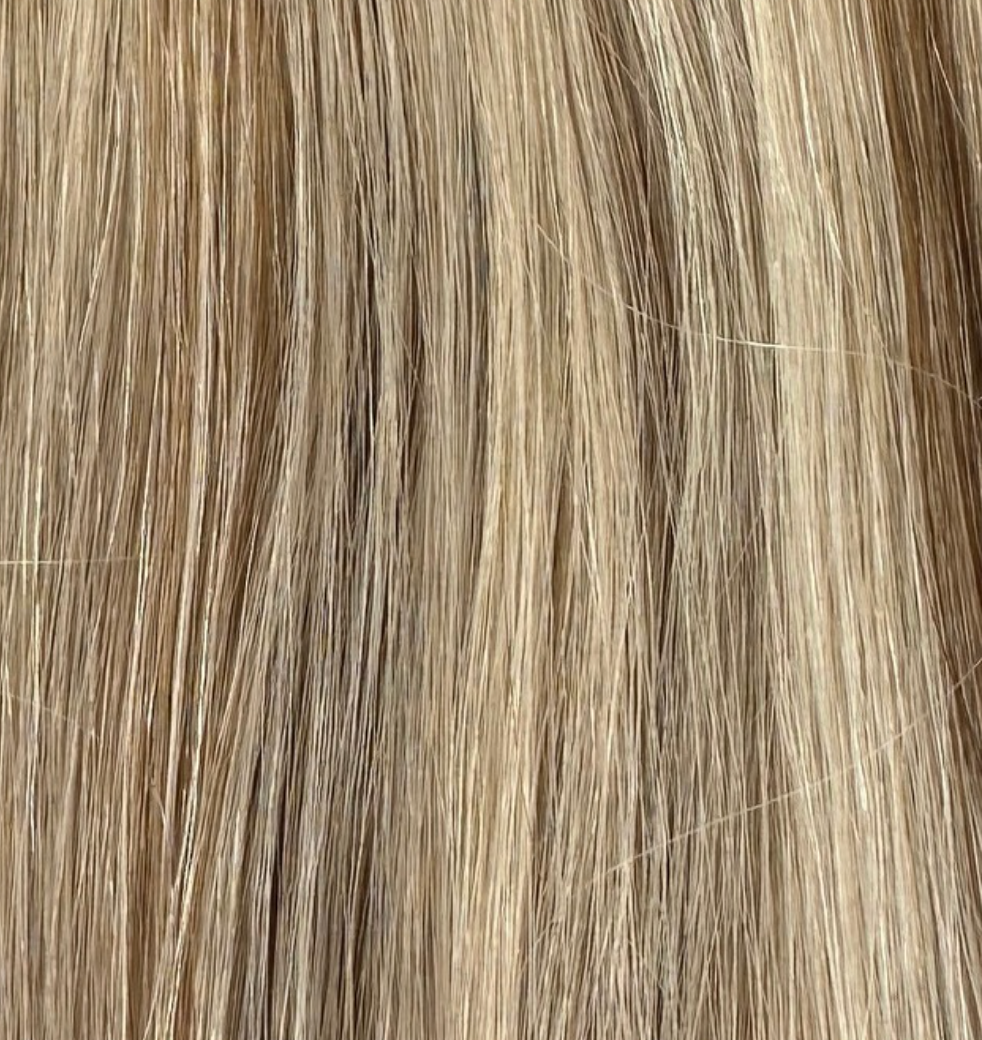 Aaron - Rooted Neutral Dimensional Blonde